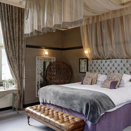 Falcon Manor Hotel سيتّل المظهر الخارجي الصورة