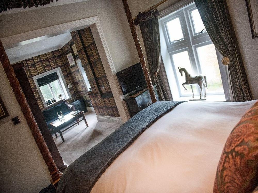 Falcon Manor Hotel سيتّل المظهر الخارجي الصورة
